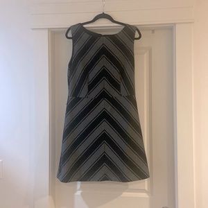 Le Chateau new dress. Size XL but fits too tight for XL.  Lined and very classy.